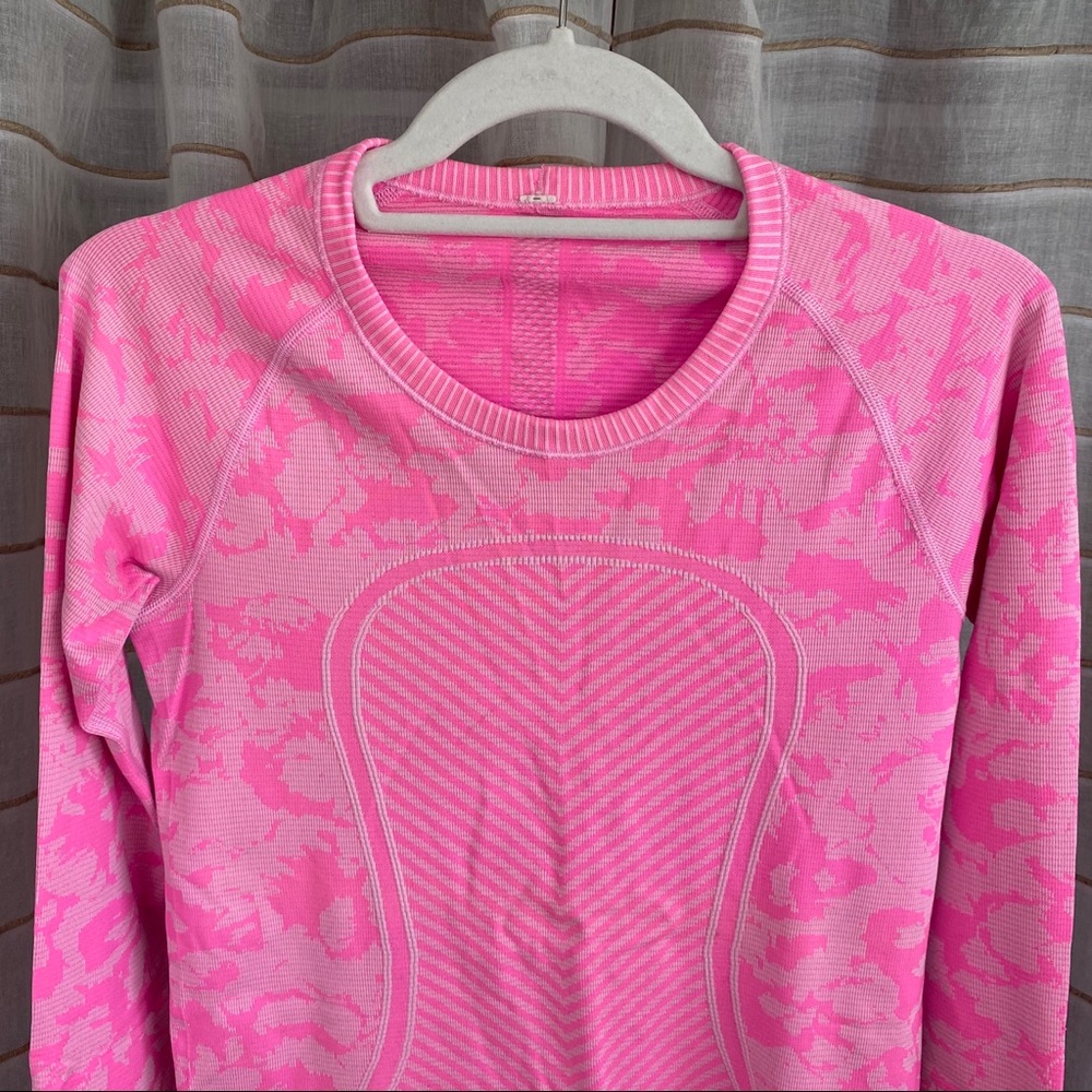 Lululemon Heathered Raspberry Glo Light Swiftly - Picture 3 of 11